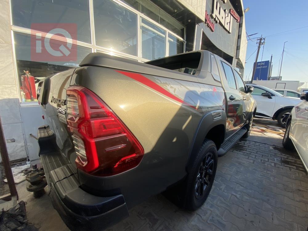 تويوتا هايلوكس